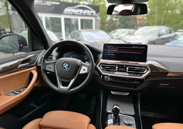 BMW X3 cena 168000 przebieg: 17300, rok produkcji 2022 z Pińczów małe 529